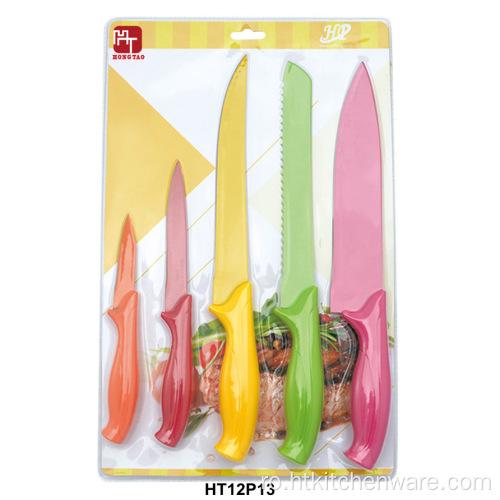 colorat set de cutite de bucatarie de acoperire